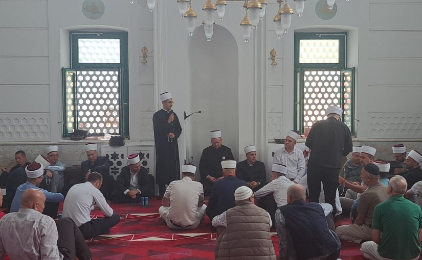 Mevlud u Bijeloj džamiji u sklopu manifestacije “Muhammed, a.s., milost svim svjetovima”