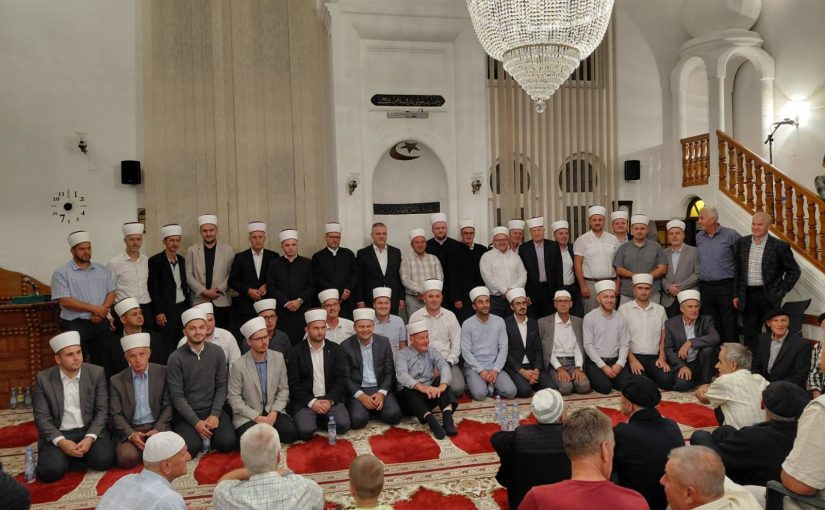 Program povodom ispraćaja Muhibije ef. Topčagića u penziju.
