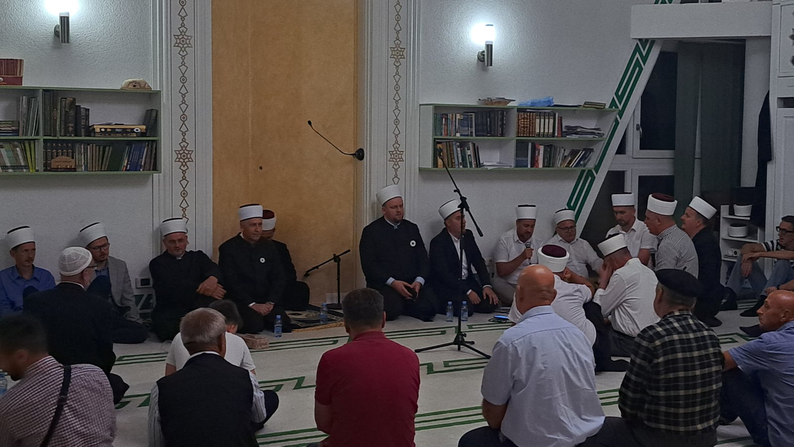 Proučen mevlud u džematu Hajdarovac