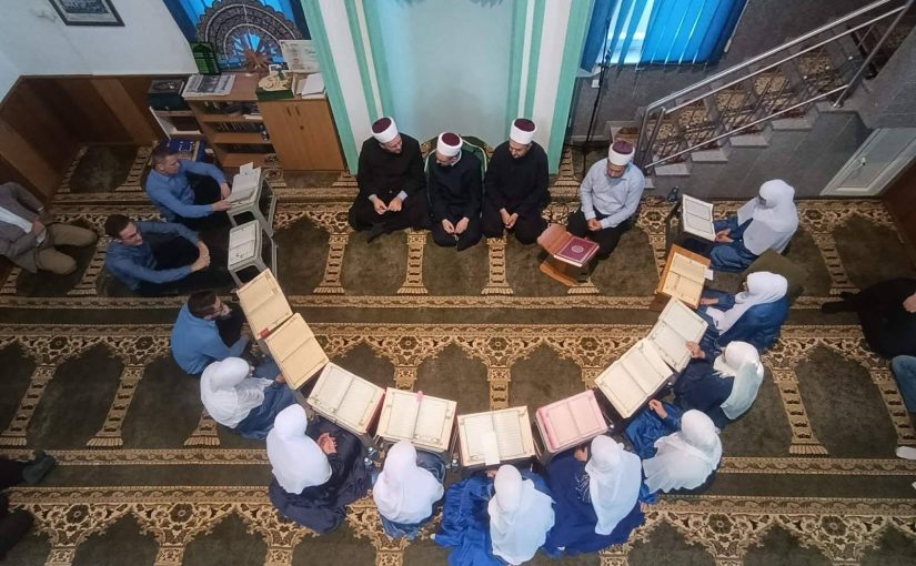 Hatma dova polaznika Halke Kur’ana u džematu Babići